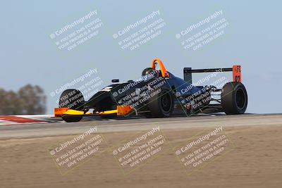 media/Oct-26-2025-CalClub SCCA (Sun) [[8ce1e69566]]/Group 3/Grapevine/